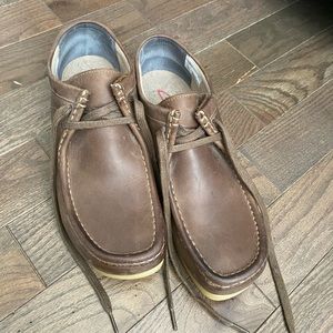 Clark’s Wallabee Men’s 10.5 GUC